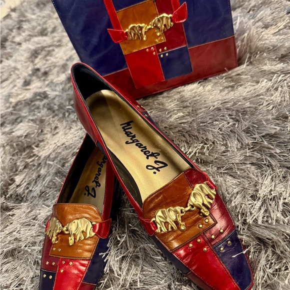 Margaret J Luxury Leather Loafers with Gold Elephant Accents. - Picture 4 of 14